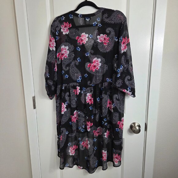 Torrid Black Floral & Paisley Lexie Top - Picture 7 of 10
